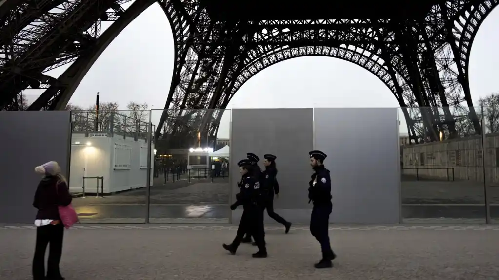 Francuska za Uskrs pojačava prisustvo policije ispred crkava