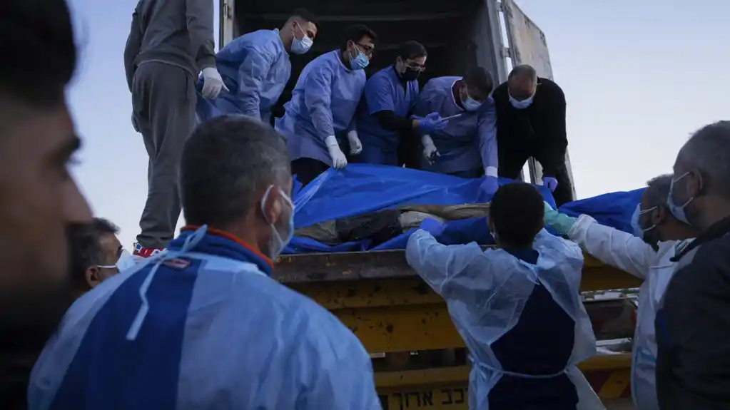 Izrael pokreće teške udare širom centralne i južne Gaze nakon što je proširio ofanzivu