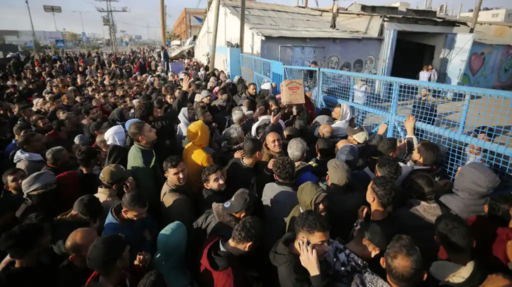Zvaničnik UN: Izrael pokušava da natera građane Gaze u Egipat