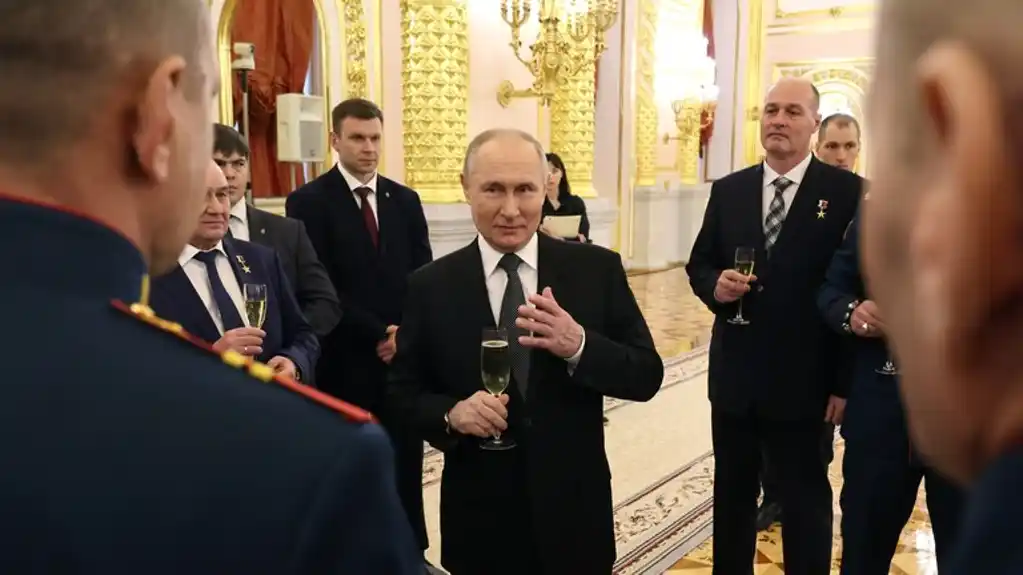 Putin: Lideri Ukrajine su „potpuno poludeli“