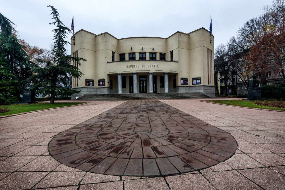 Pozorište u Nišu tvrdi da nije imalo mesta za ProGlas