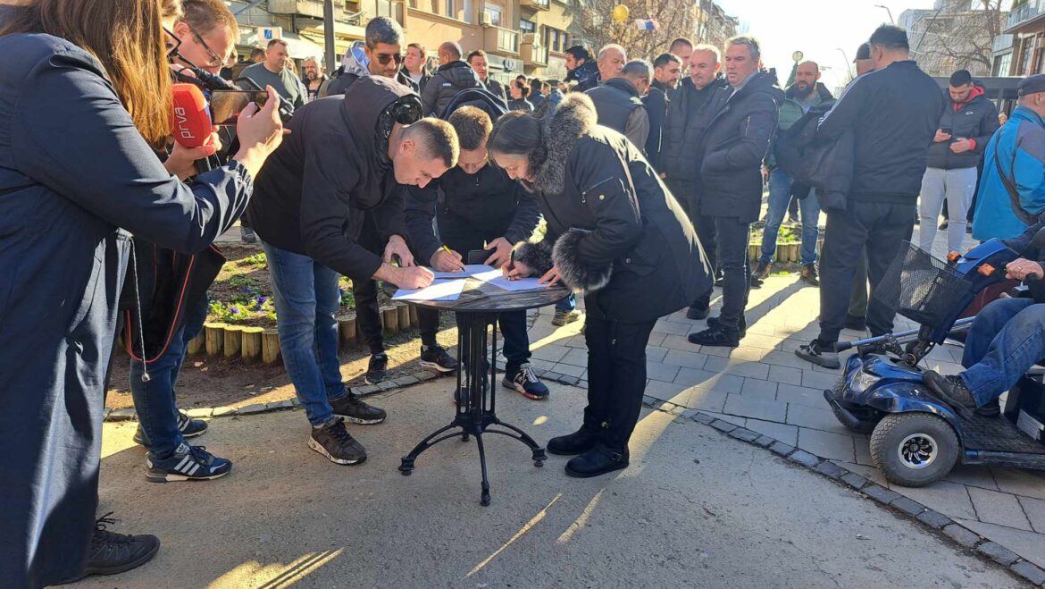 Protest privrednika u Kosovskoj Mitrovici