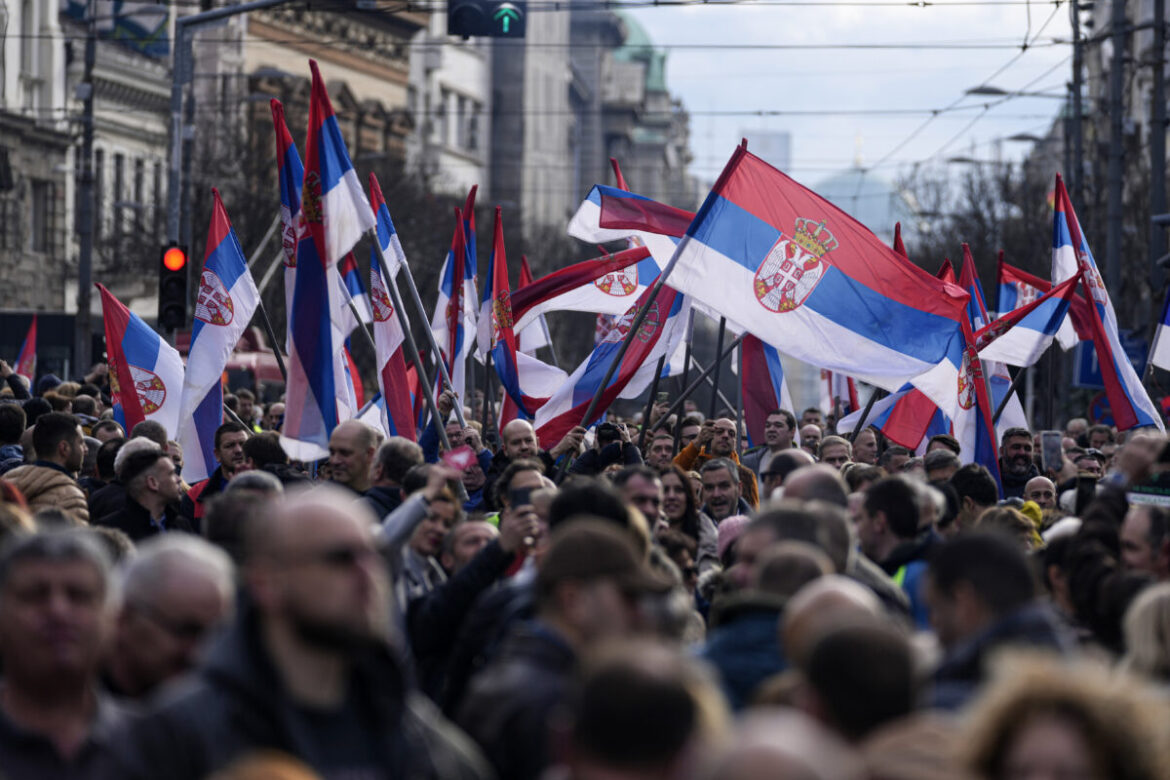 Britanski Independent prenosio protest ProGlasa