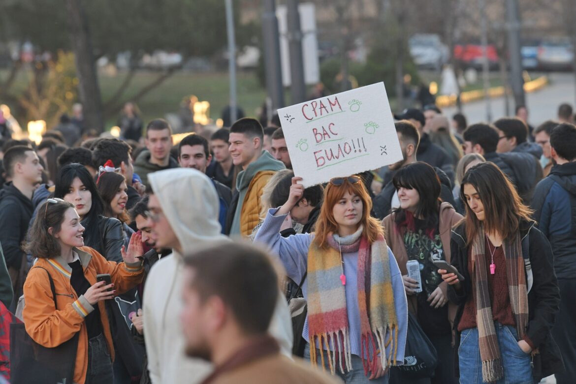 Studenti ponovo ispred Ministarstva državne uprave u 11h