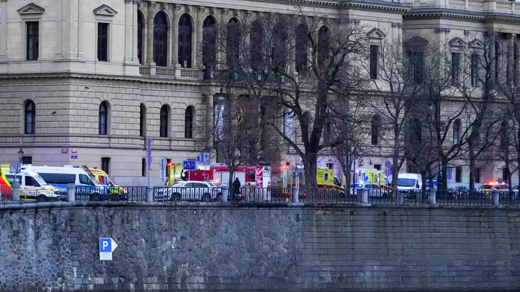 Karlovo sveučilište u Pragu otkazuje ostatak zimskog semestra nakon oružanog napada