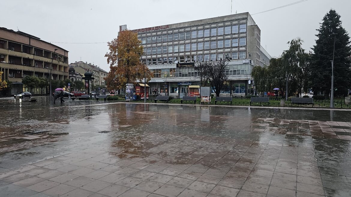 Danas osetno hladnije sa kišom i snegom, temperatura do 8 stepeni