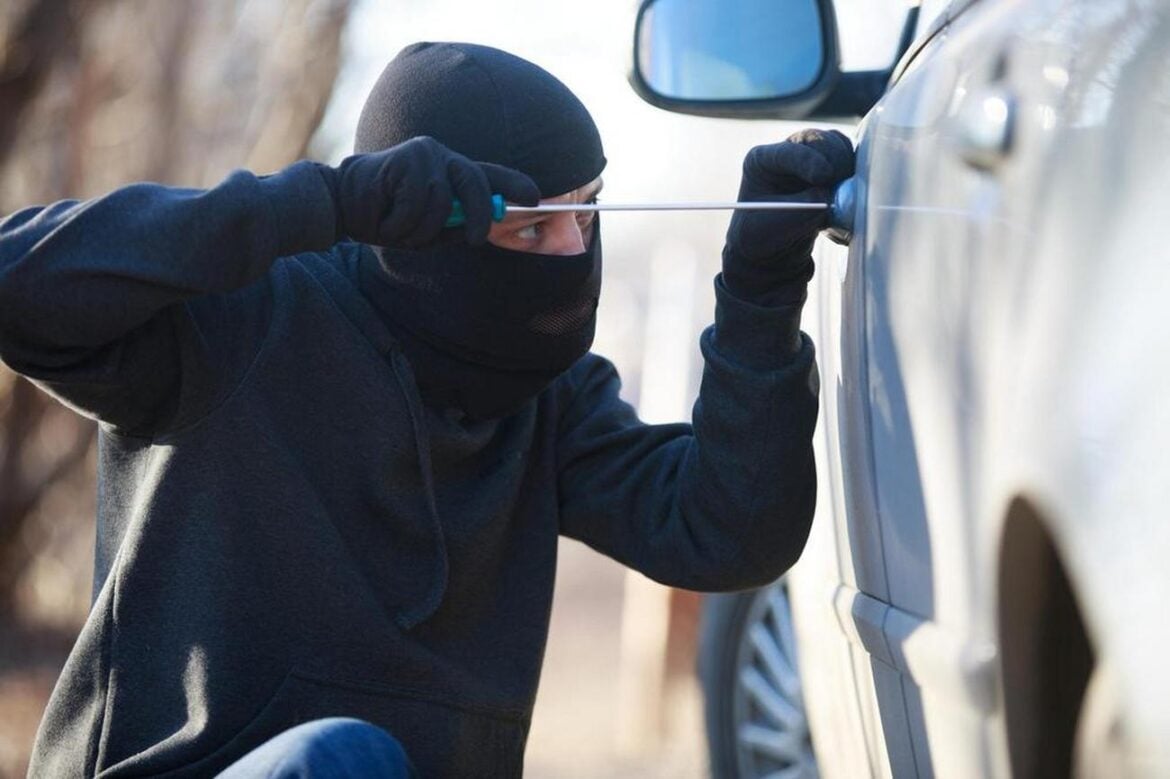 U Zagrebu ukraden auto s detetom na zadnjem sedištu