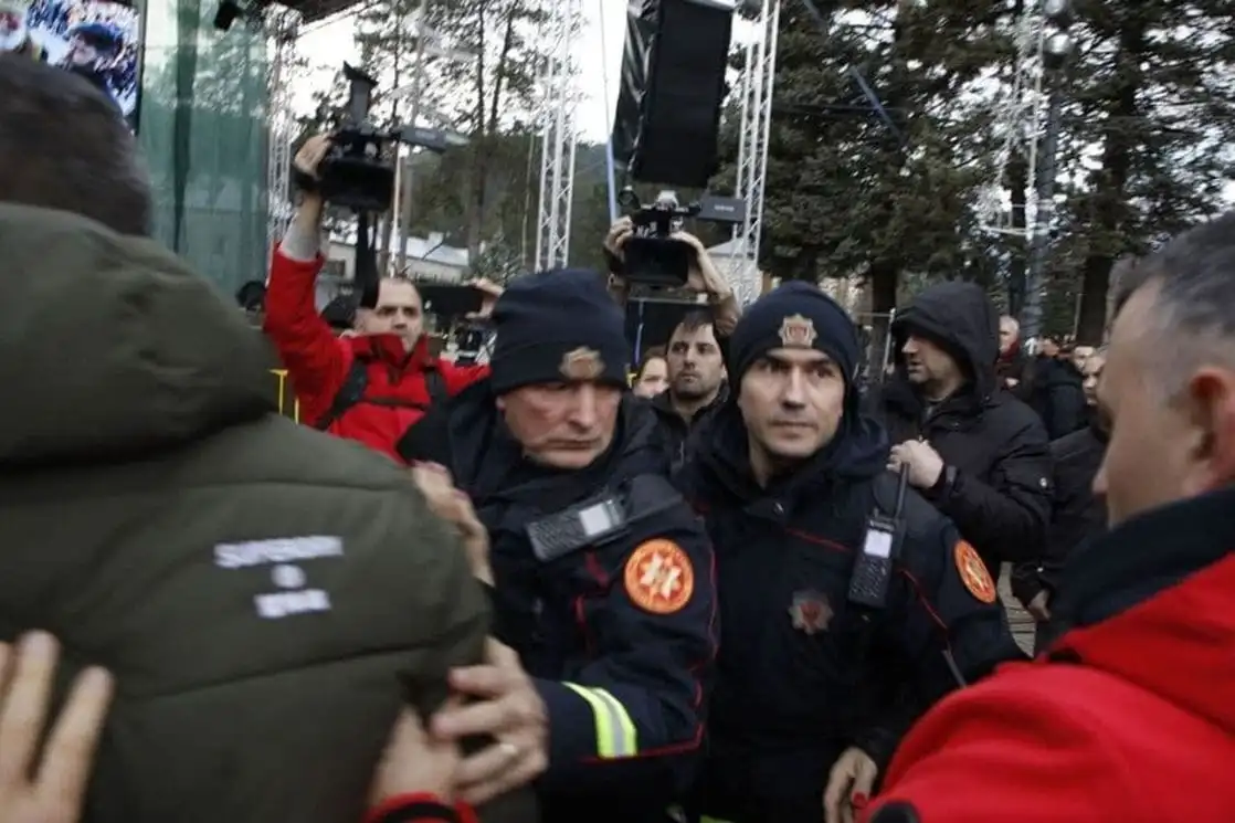 Incidenti između pristalica Crnogoske pravoslavne crkve na Cetinju