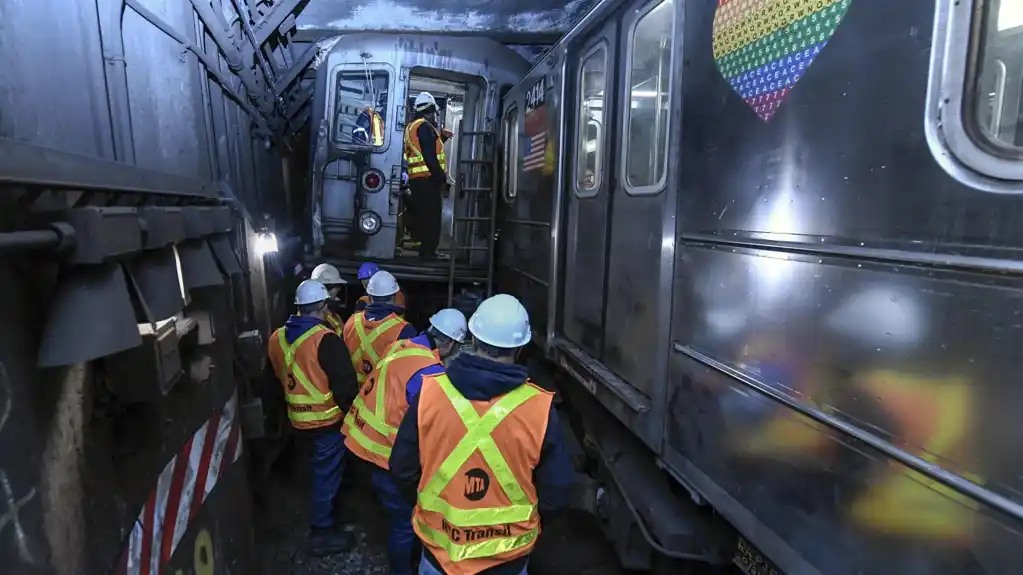 Istragu na celokupni metro sistem Njujorka nakon drugog ozbiljnog sudara