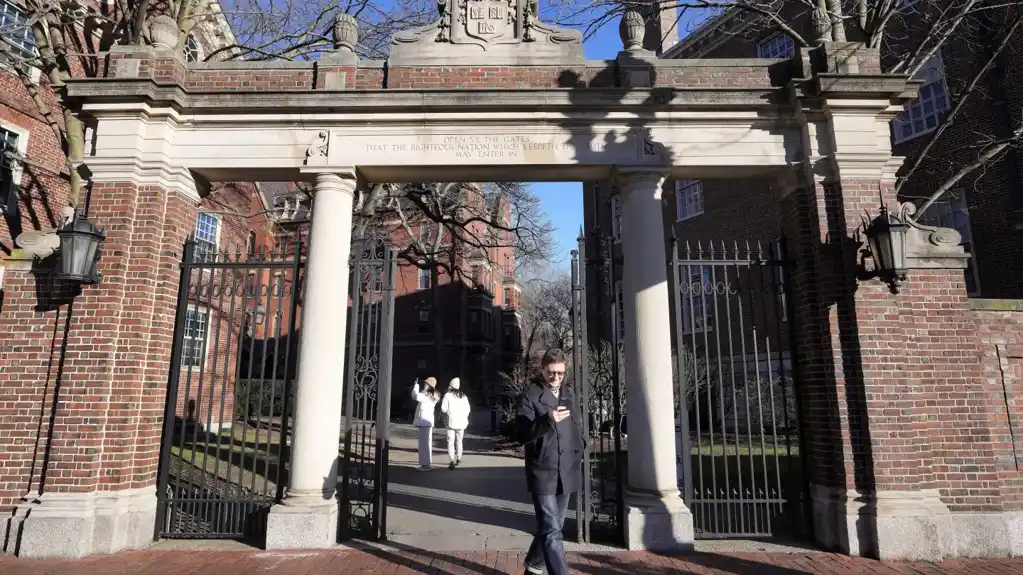 Harvard stvara radne grupe za antisemitizam i islamofobiju