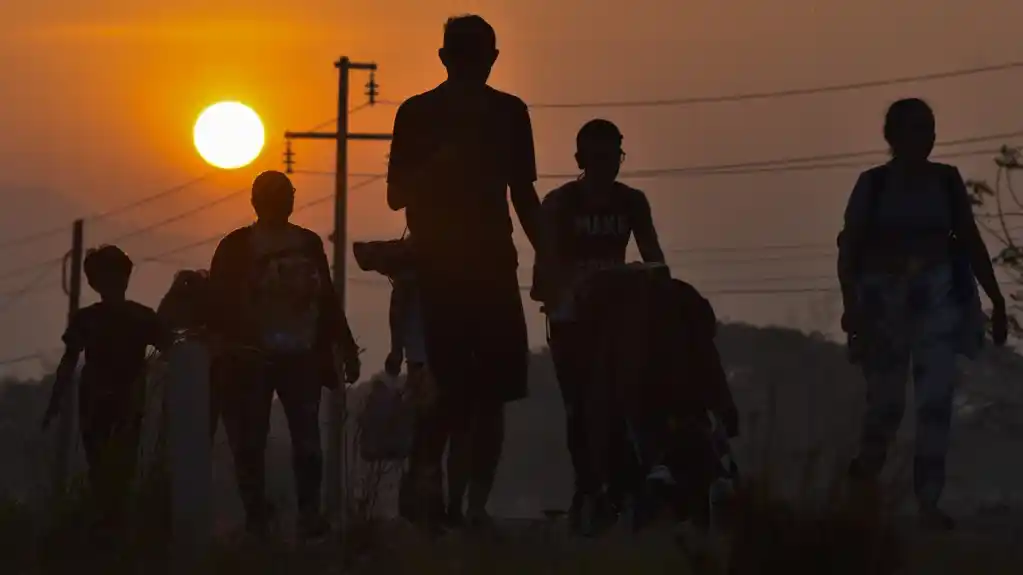 Karavan migranata ponovo se okuplja u Meksiku nakon što je propala obećanje vlade o papirima