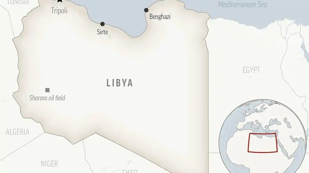 Libija je saopštila da je obustavila proizvodnju nafte na najvećem polju nakon što su ga demonstranti naterali da ga zatvori