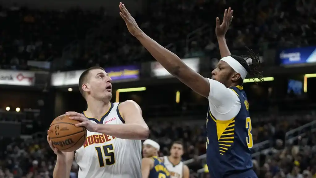 Nikola Jokić vodi Denver Nagetse do pobede nad Indijana Pejserima sa 114-109