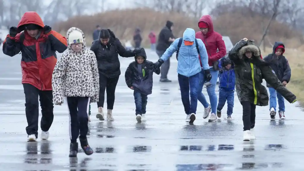 Njujork proširuje policijski čas na skloništima za migrante nakon nasilnih incidenata