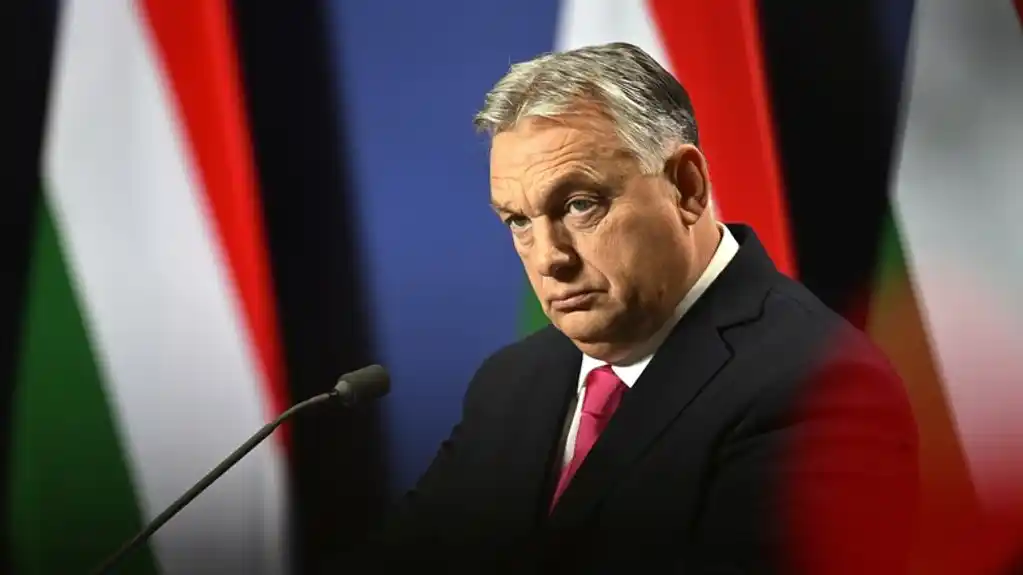 Orban: Brisel gori u groznici rata, Mađarska ne da novac za oružje