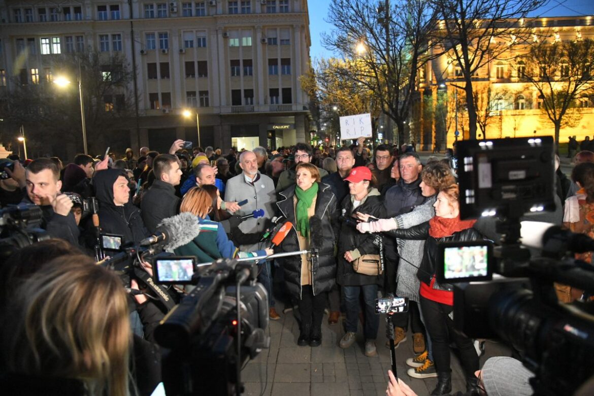 Danas novi protest opozicije zbog izbora: Okupljanje ispred Ustavnog suda