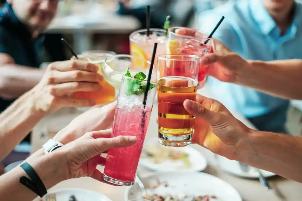 Studija otkriva da gojaznost i alkohol doprinose povećanju stope raka creva među mladim odraslim osobama