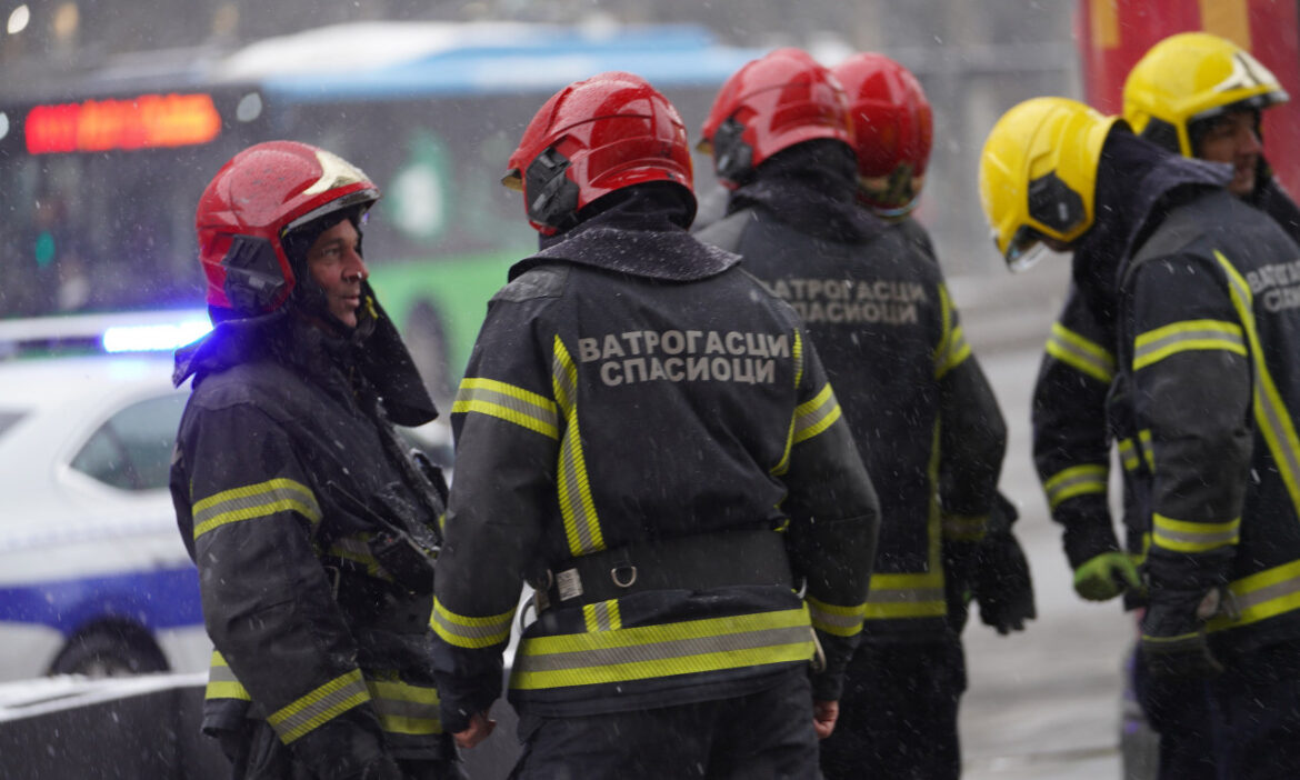 021.rs: U Novom Sadu zapaljeno nekoliko vozila