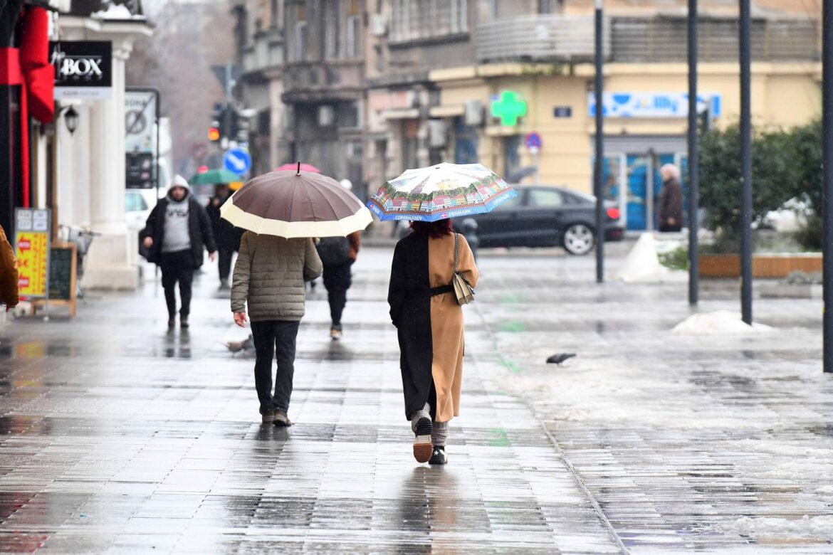 Sutra oblačno sa mešovitim padavinama, temperatura do 8 stepeni