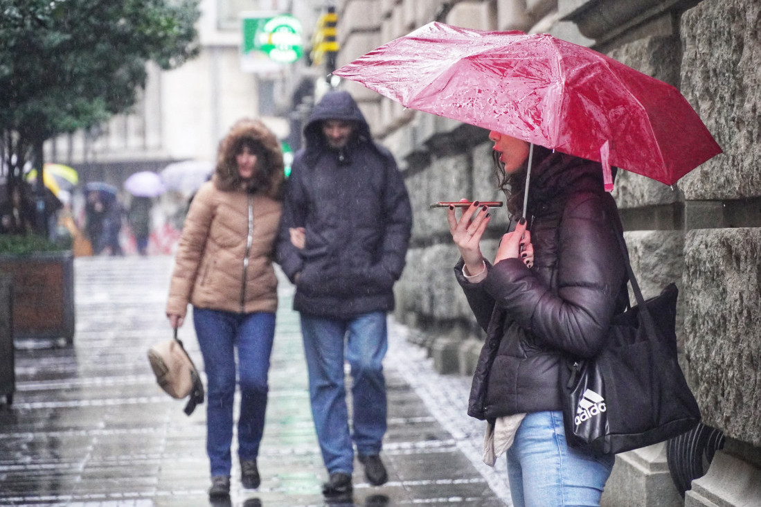 Danas oblačno sa kišom, temperatura do 20 stepeni