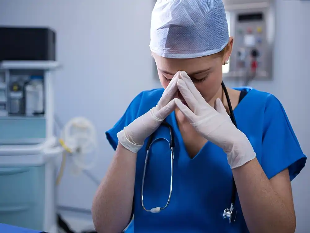 Zdravstveni radnici bili su u najvećem riziku od COVID-a na radnom mestu