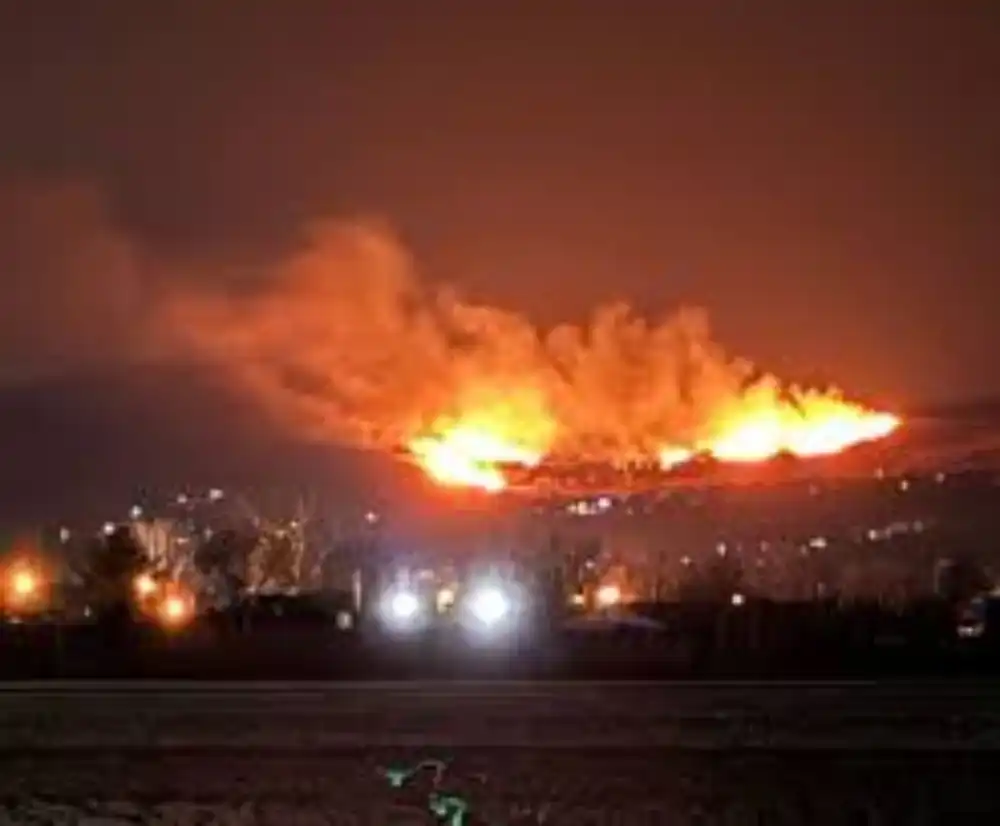 Požar na obroncima Fruške gore lokalizovan, vatrogasci i dalje dežuraju