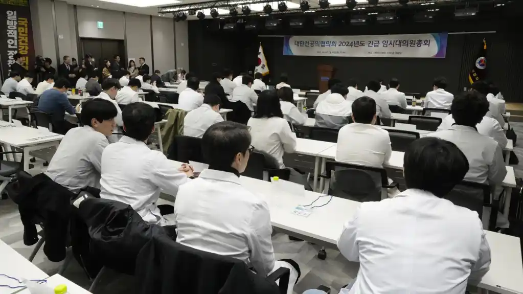 Južnokorejska vlada naređuje lekarima u štrajku da se vrate na posao