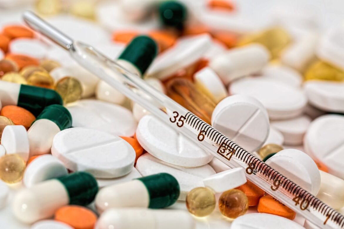 Nestašica leka za decu koja imaju problem sa hormonom rasta – zamenskih lekova takođe nema