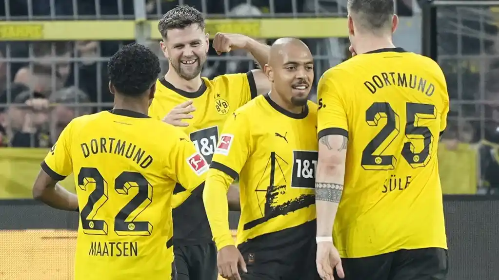 Donijel Malen postigao dva gola u pobedi Borusije Dortmund nad Frajburgom