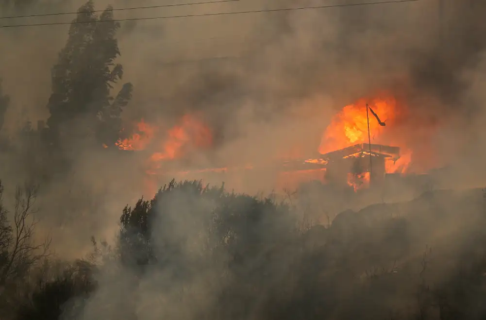 Broj nastradalih u požarima u Čileu porastao na 112