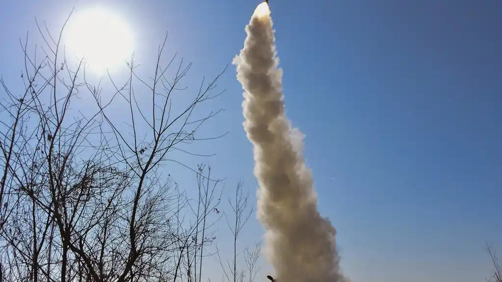 Severna Koreja testirala krstareće rakete sa „super velikim“ bojevim glavama