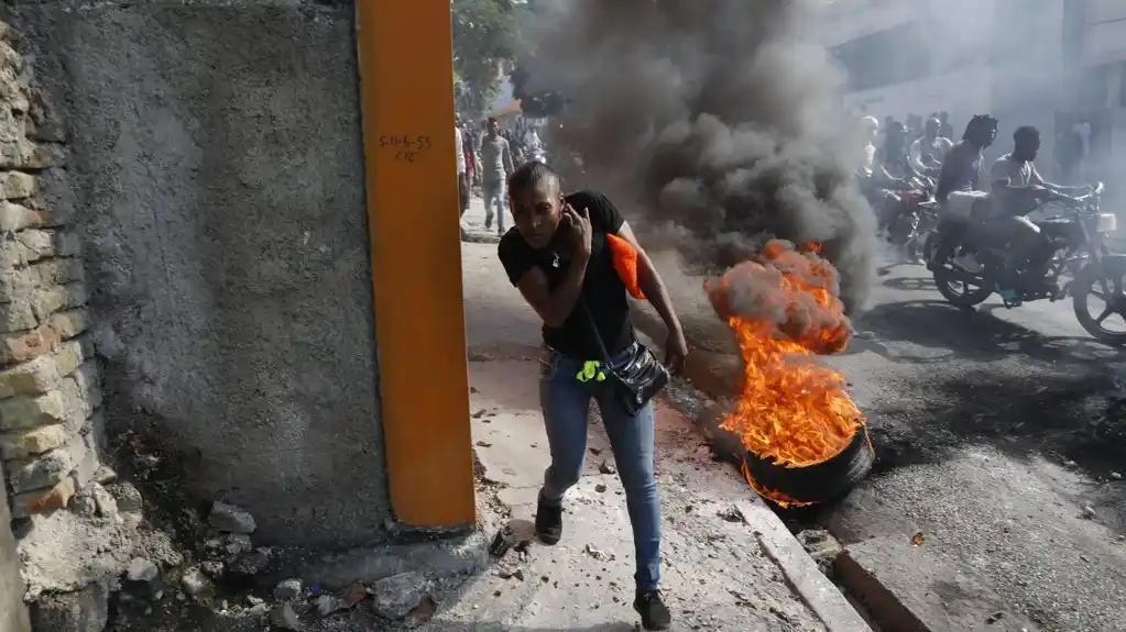 Sukobi policije i naoružanih agenata za zaštitu životne sredine u Haitiju