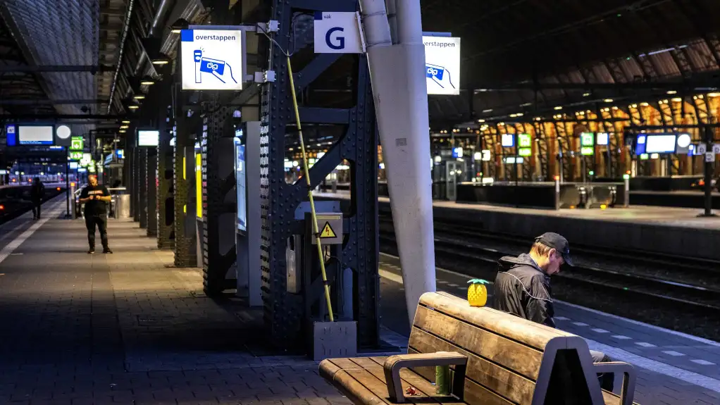 Policija ponovo otvorila metro stanicu Rokin u Amsterdamu nakon evakuacije