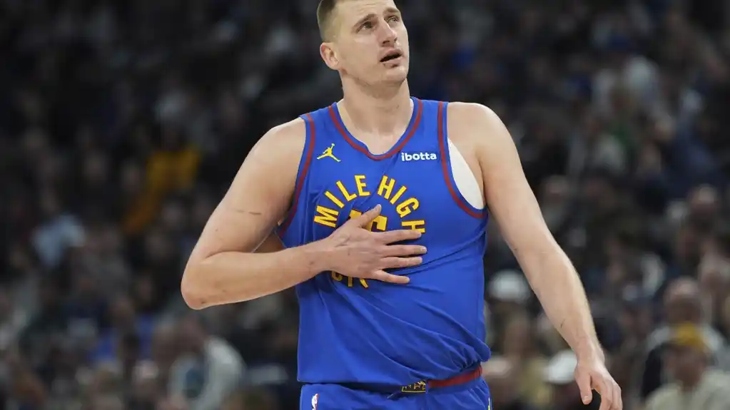 Nikola Jokić predvodi Denver Nagetse do pobede nad Minesota Timbervulvsima 115-112