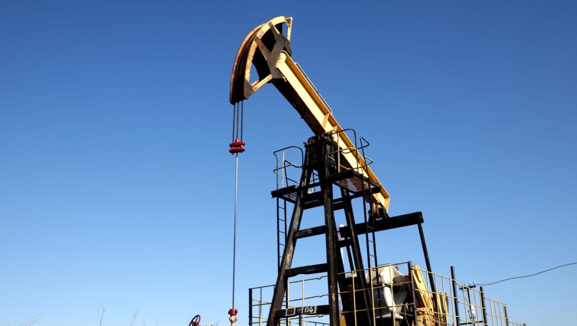 Cena sirove nafte diže cene na pumpama, tržište Srbije dobro snabdeveno