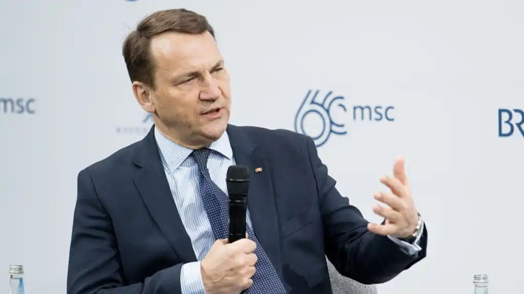 Poljska će zameniti ambasadore u preko 50 zemalja