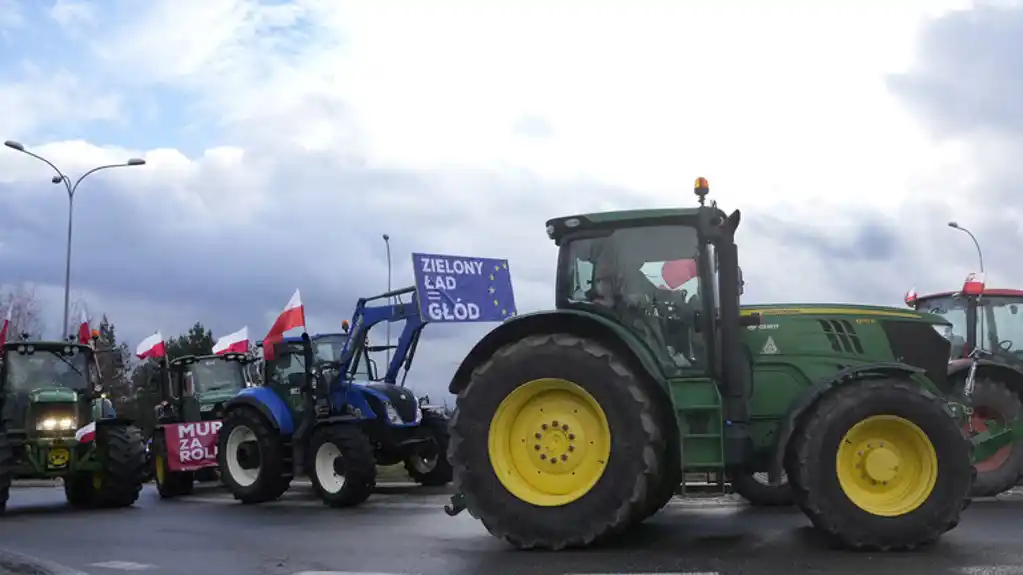 Poljski farmeri zatvorili granicu zemlje sa Ukrajinom