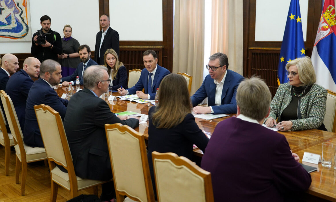 Počeo sastanak predsednika Vučića sa ambasadorima zemalja Kvinte