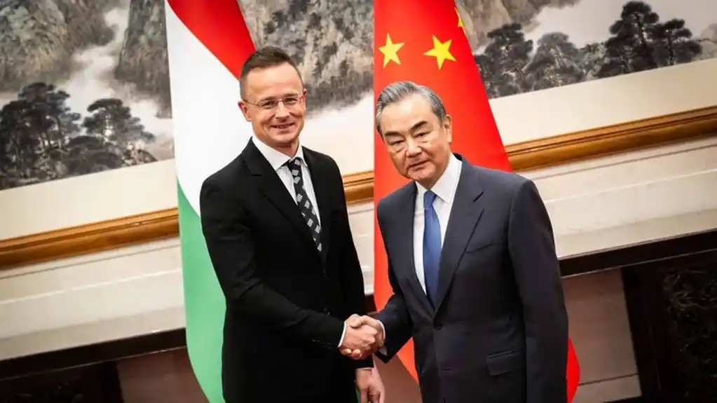 Mađarska podržava kineski mirovni plan za Ukrajinu