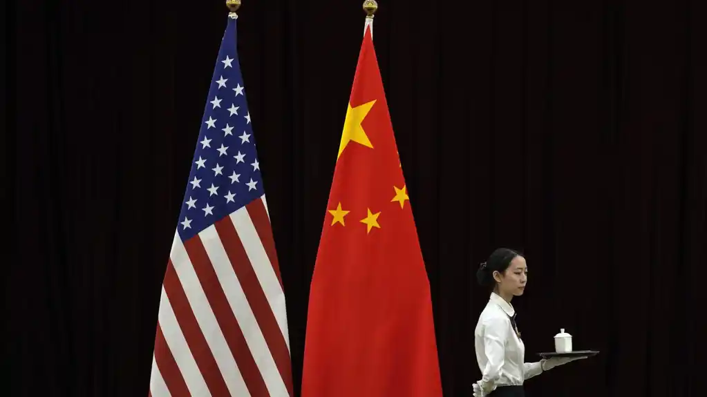 Tenzije između Pekinga i Vašingtona najveća su briga američkih kompanija u Kini, navodi se u izveštaju