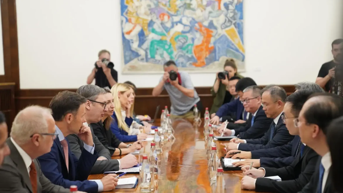 Vučić: Ponosan sam na partnersku saradnju sa Kinom