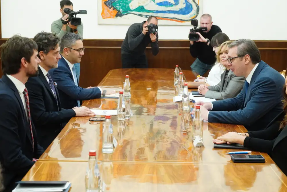Vučić sa direktorom ODIHR-a o preporukama za unapređenje izbornog procesa