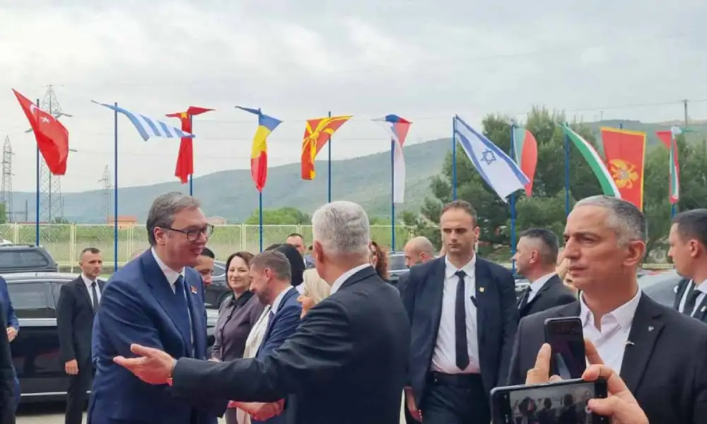 Vučić na Sajmu privrede u Mostaru