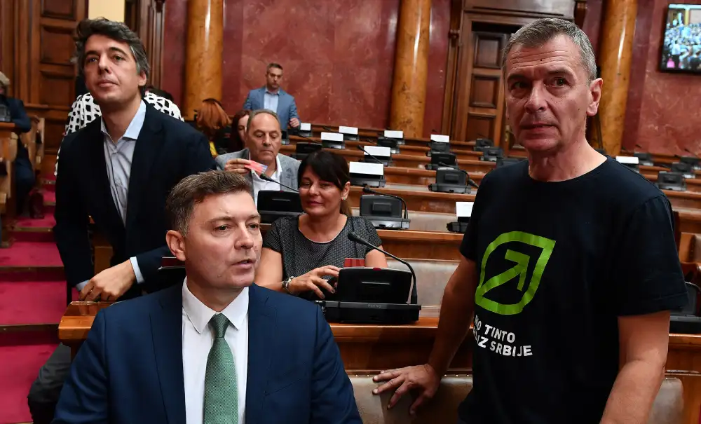 Beogradski odbor „Zajedno“ doneo odluku o kolektivnom istupanju iz članstva stranke