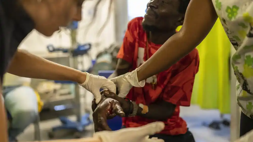 Bolnice u Haitiju na rubu kolapsa dok bande paralizuju glavni grad