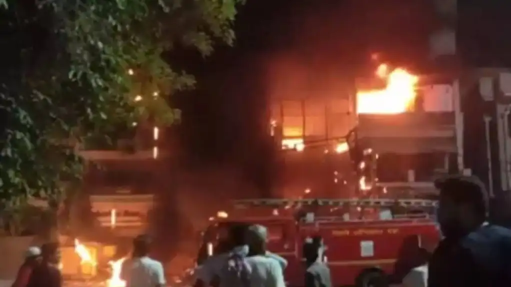 U požaru u centru za brigu o bebama u glavnom gradu Indije nastradalo 6 beba