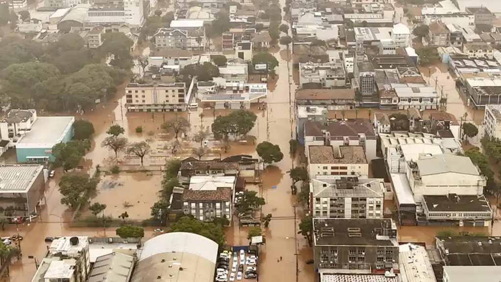 Desetine mrtvih u velikim poplavama u Brazilu