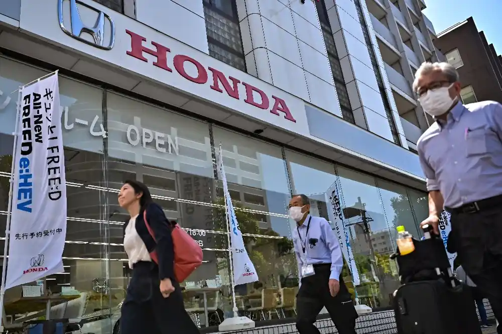 Honda beleži rekordan profit, daje oprezne prognoze