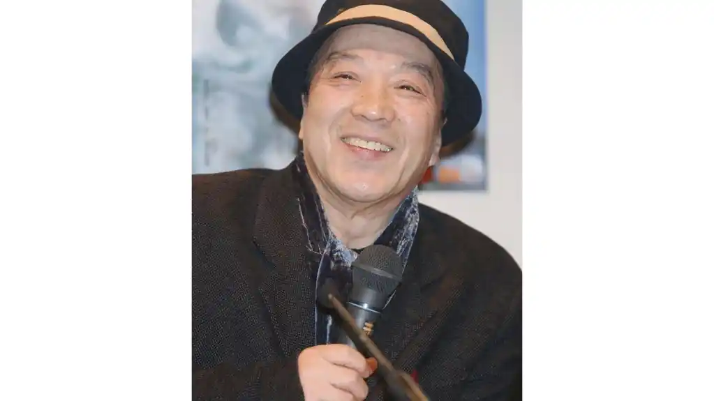 Juro Kara, pobunjenički dramaturg modernog japanskog pozorišta, umire u u 84