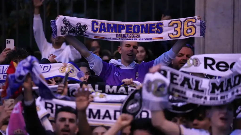 Real Madrid triumfuje: Belingham i Vinicius na čelu rekordne sezone